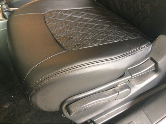 Авточехлы на Nissan X-Trail T31