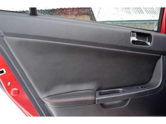 Перетяжка дверных карт Перетяжка дверных карт